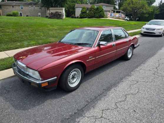 Jaguar-xj6-sovereign-1990-red