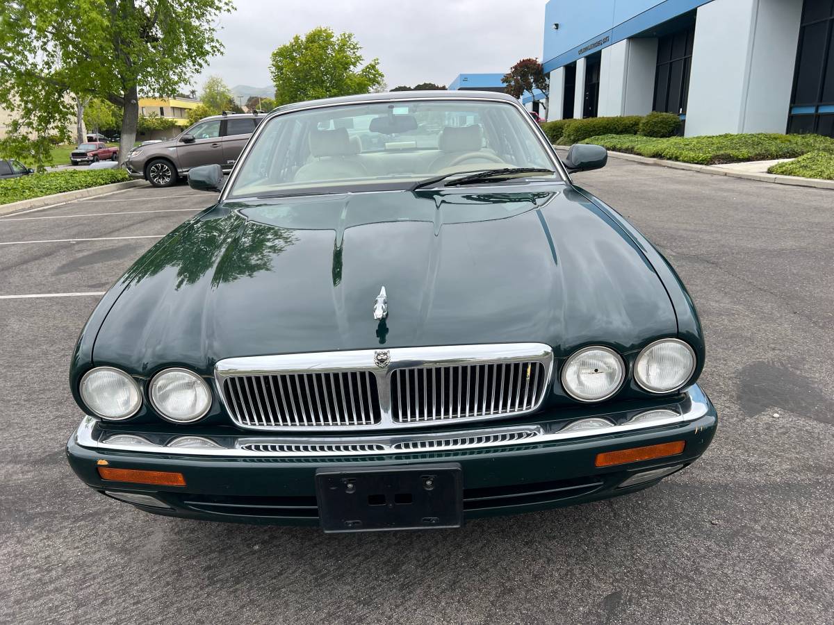 Jaguar-xj6-sovereign-1995-green-2