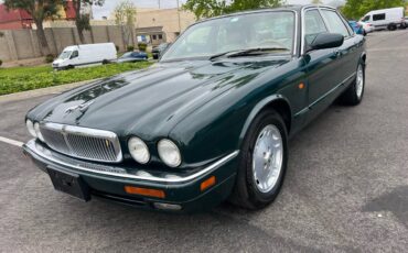 Jaguar-xj6-sovereign-1995-green