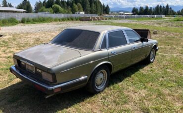 Jaguar-xj6-vanden-plas-1987-1