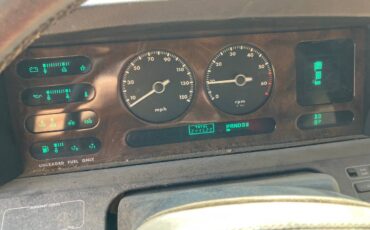 Jaguar-xj6-vanden-plas-1987-20