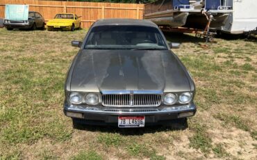Jaguar-xj6-vanden-plas-1987-4
