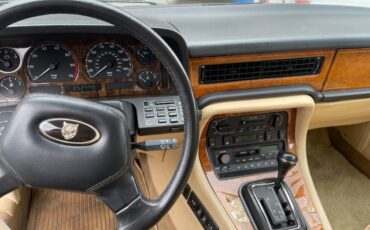 Jaguar-xj6-vanden-plas-1990-brown-7