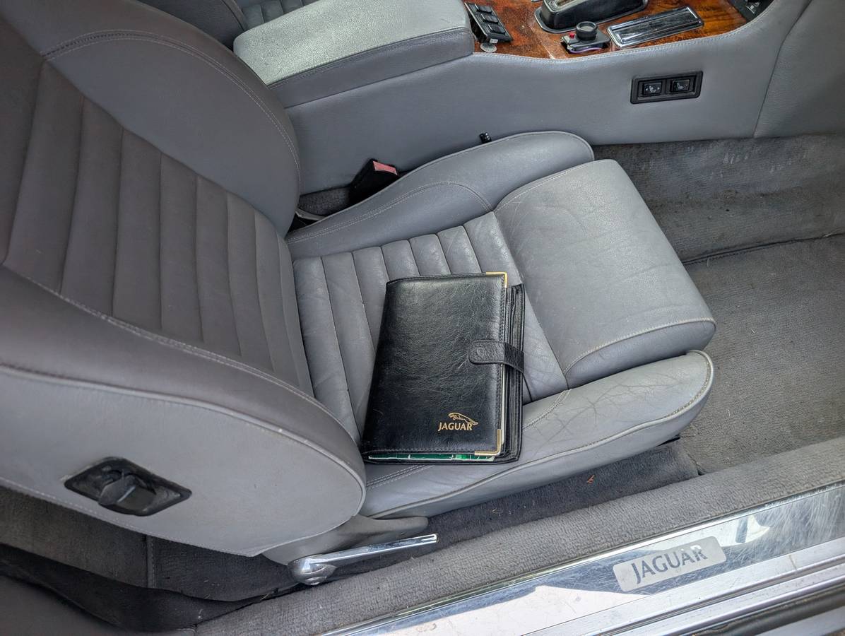 Jaguar-xjk-1989-6