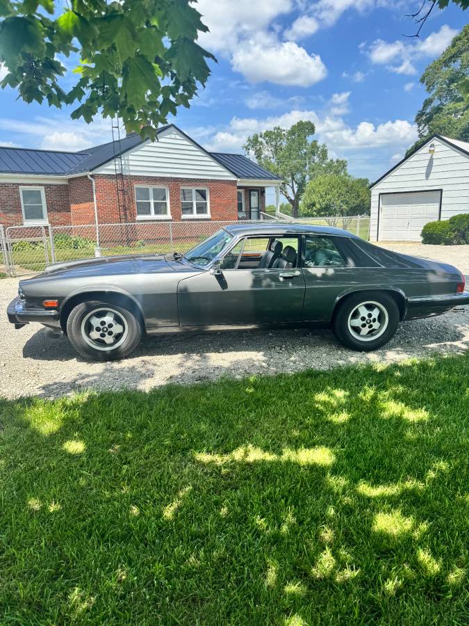 Jaguar-xjs-1987-grey-1