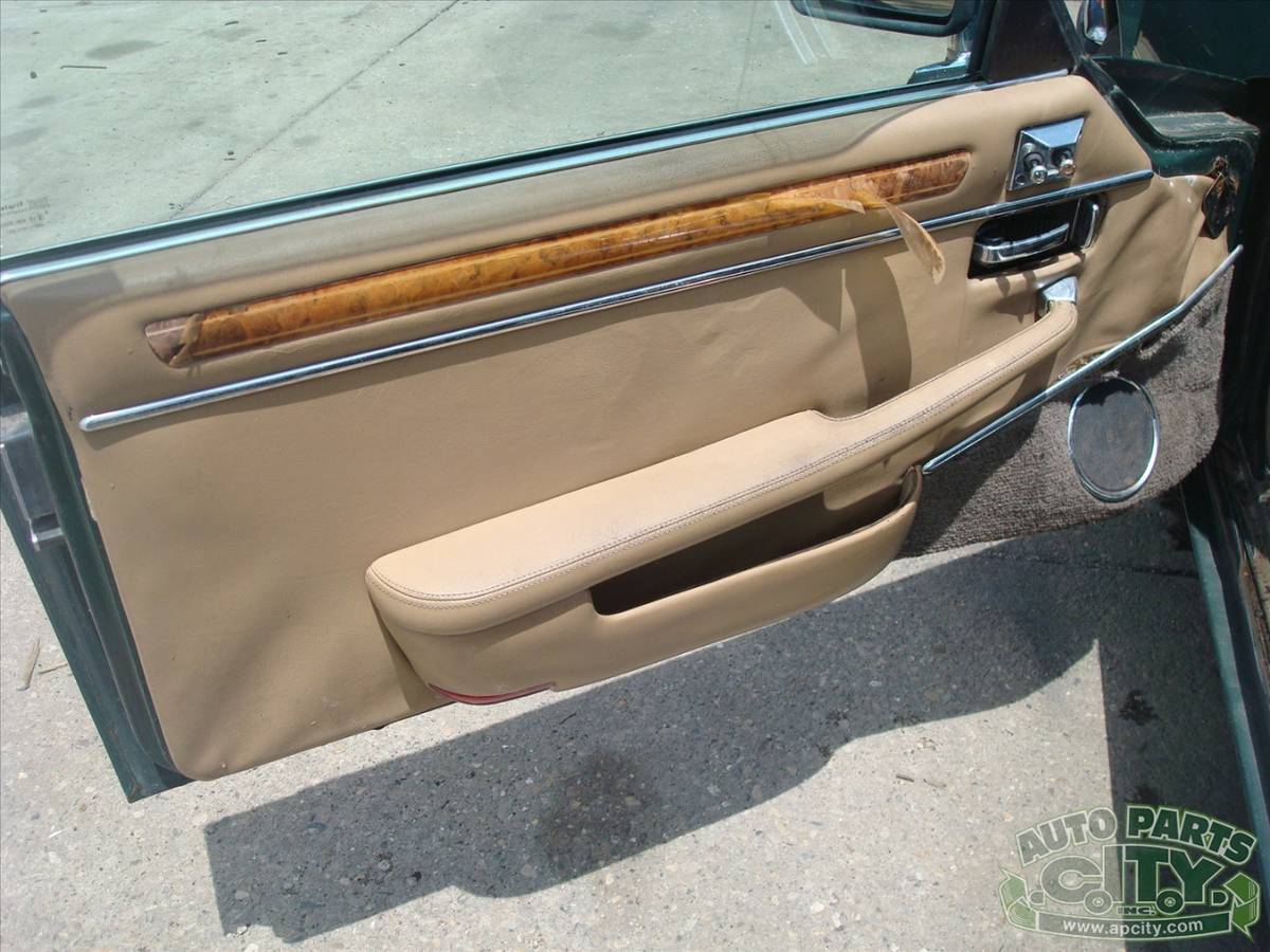 Jaguar-xjs-1989-green-18