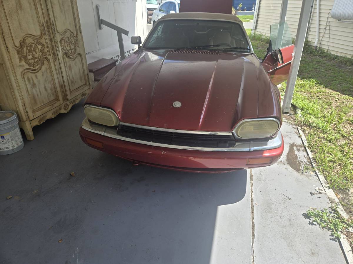 Jaguar-xjs-1991-red-2