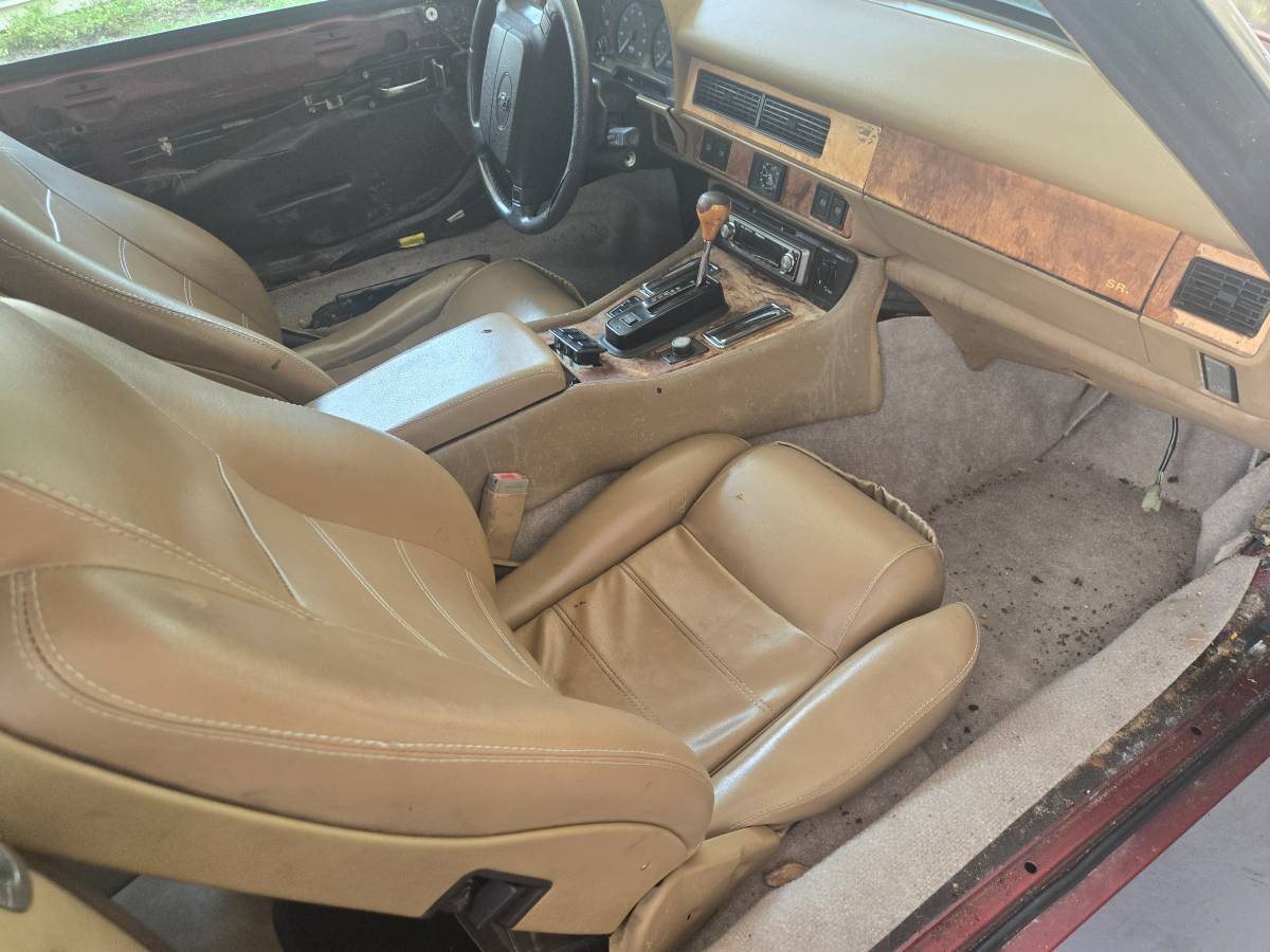 Jaguar-xjs-1994-4