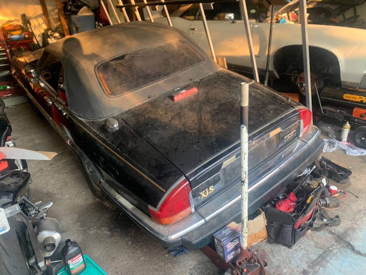 Jaguar-xjs-convertible-1991-black-1