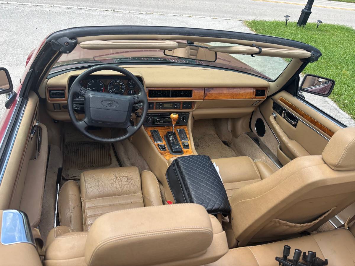 Jaguar-xjs-convertible-1994-red-9