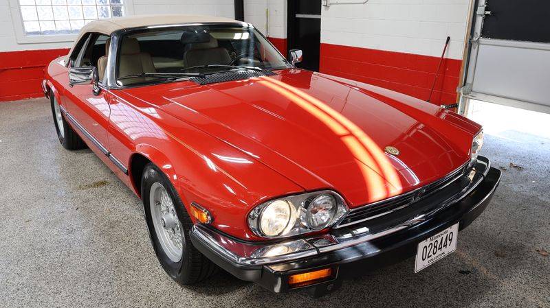 Jaguar-xjs-series-1991-red-4