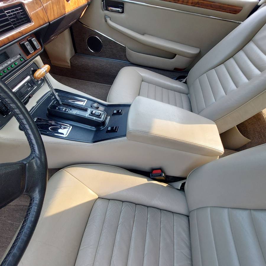 Jaguar-xjsc-1987-red-5
