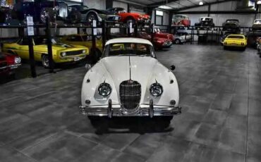 Jaguar-xk-1958-white-11
