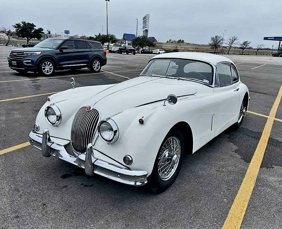 Jaguar-xk-1958-white-15