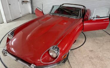 Jaguar-xk-1970-red-2