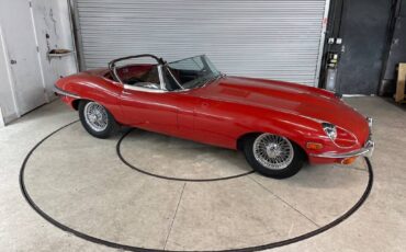 Jaguar-xk-1970-red-4