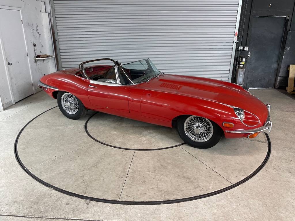 Jaguar-xk-1970-red-4