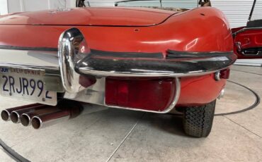 Jaguar-xk-1970-red-5