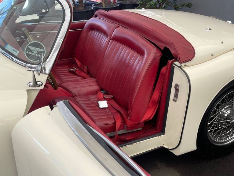 Jaguar-xk150-1958-13