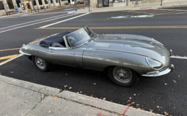 Jaguar-xke-1964-grey-11