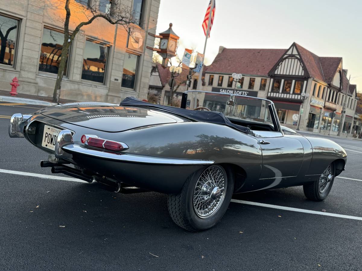 Jaguar-xke-1964-grey-13