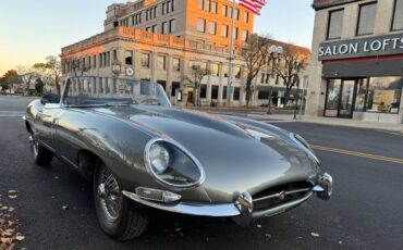 Jaguar-xke-1964-grey-9