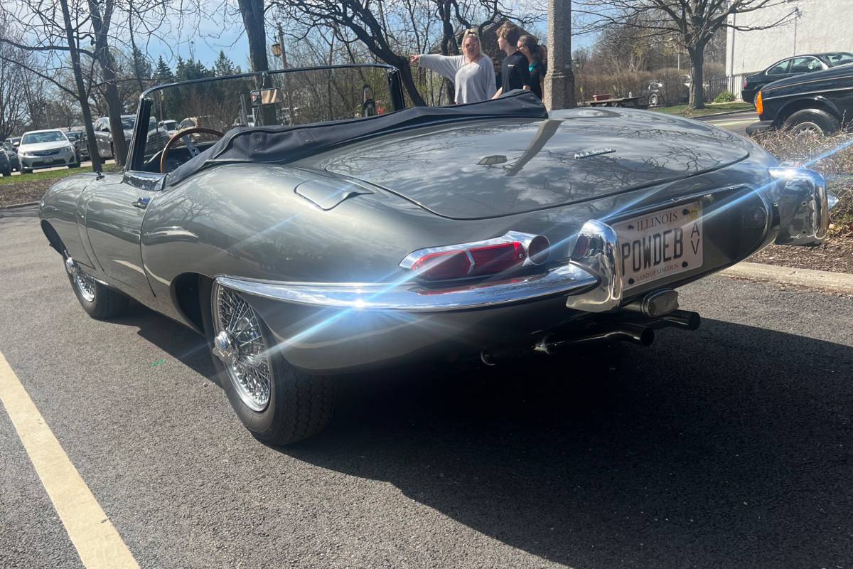 Jaguar-xke-1964-grey