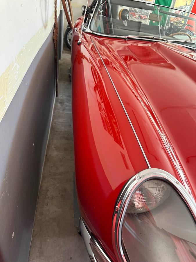 Jaguar-xke-1966-13