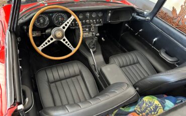 Jaguar-xke-1966-8