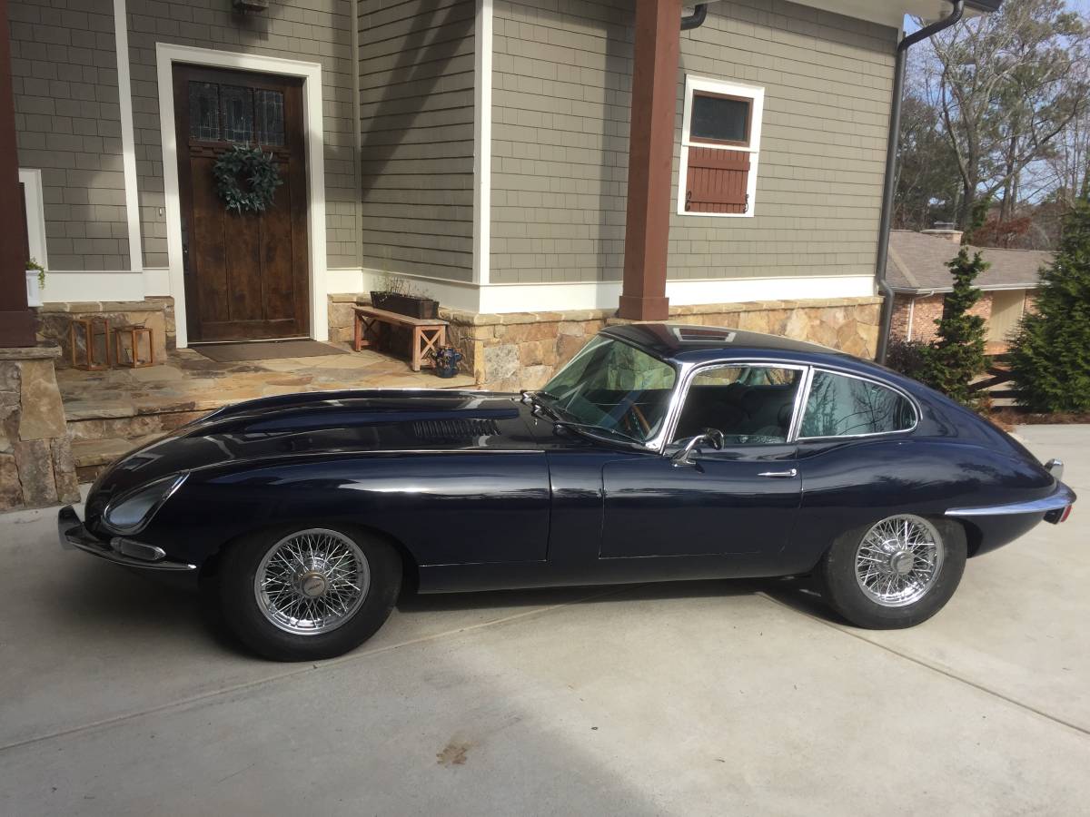 Jaguar-xke-1966-blue-3
