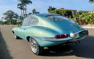 Jaguar-xke-1966-blue-5