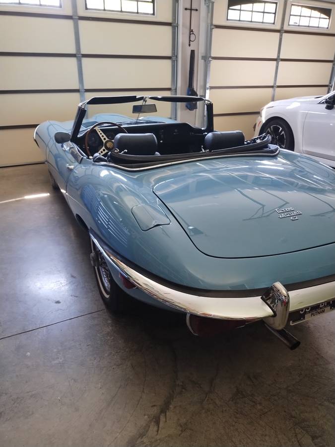 Jaguar-xke-1969-blue-5