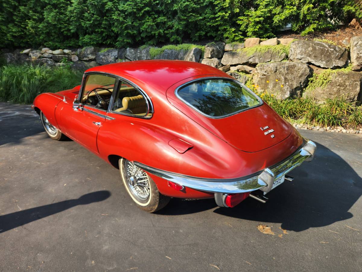 Jaguar-xke-1969-red-5