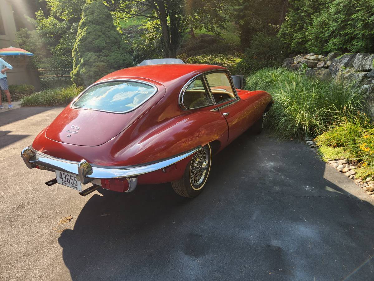 Jaguar-xke-1969-red-6