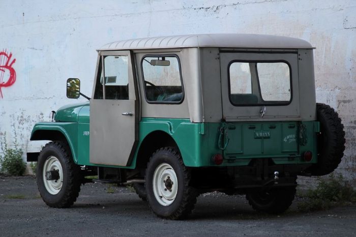 Jeep-1962-Spruce-Tip-Green-Green-1
