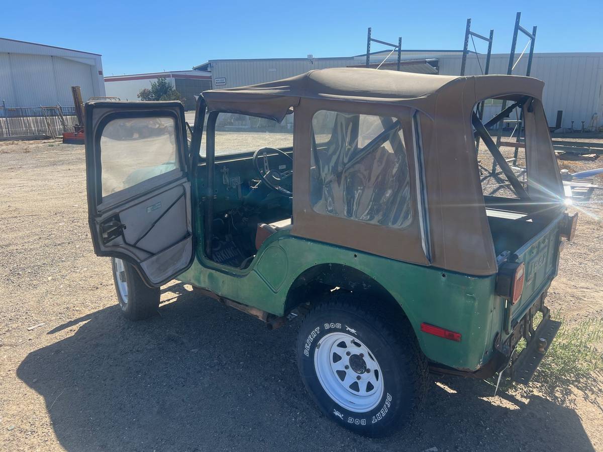 Jeep-1971-13