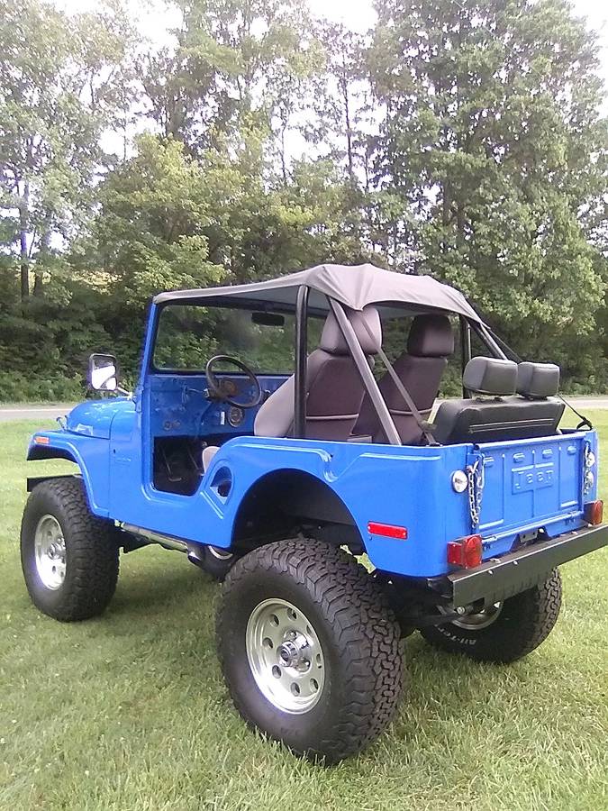 Jeep-1972-blue-1