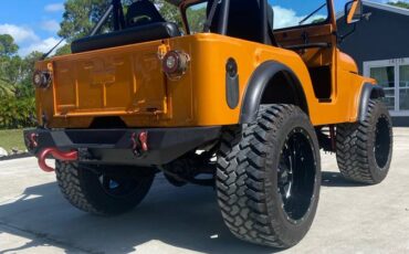 Jeep-1973-orange-2