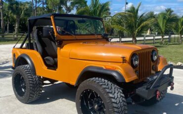 Jeep-1973-orange