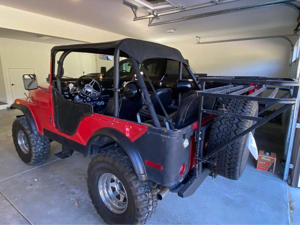 Jeep-1975-1