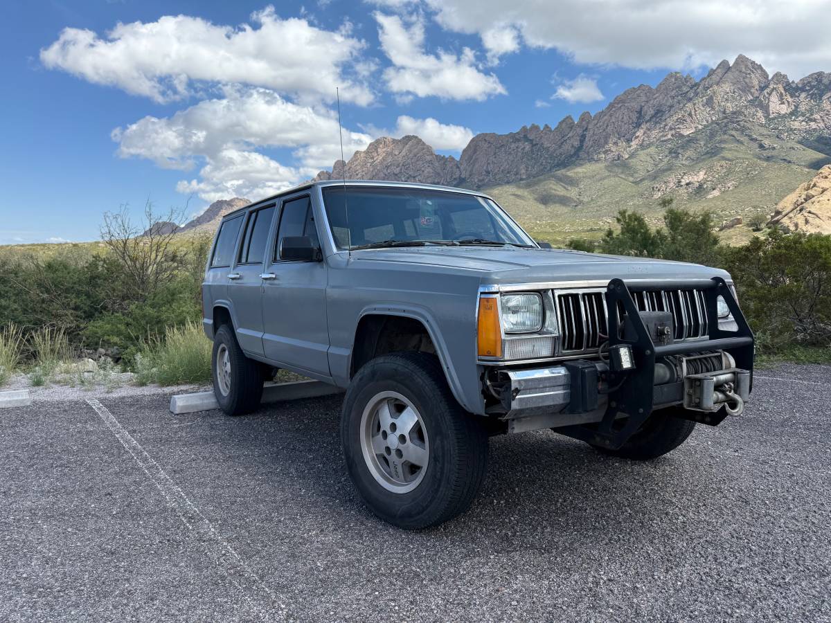 Jeep-1989