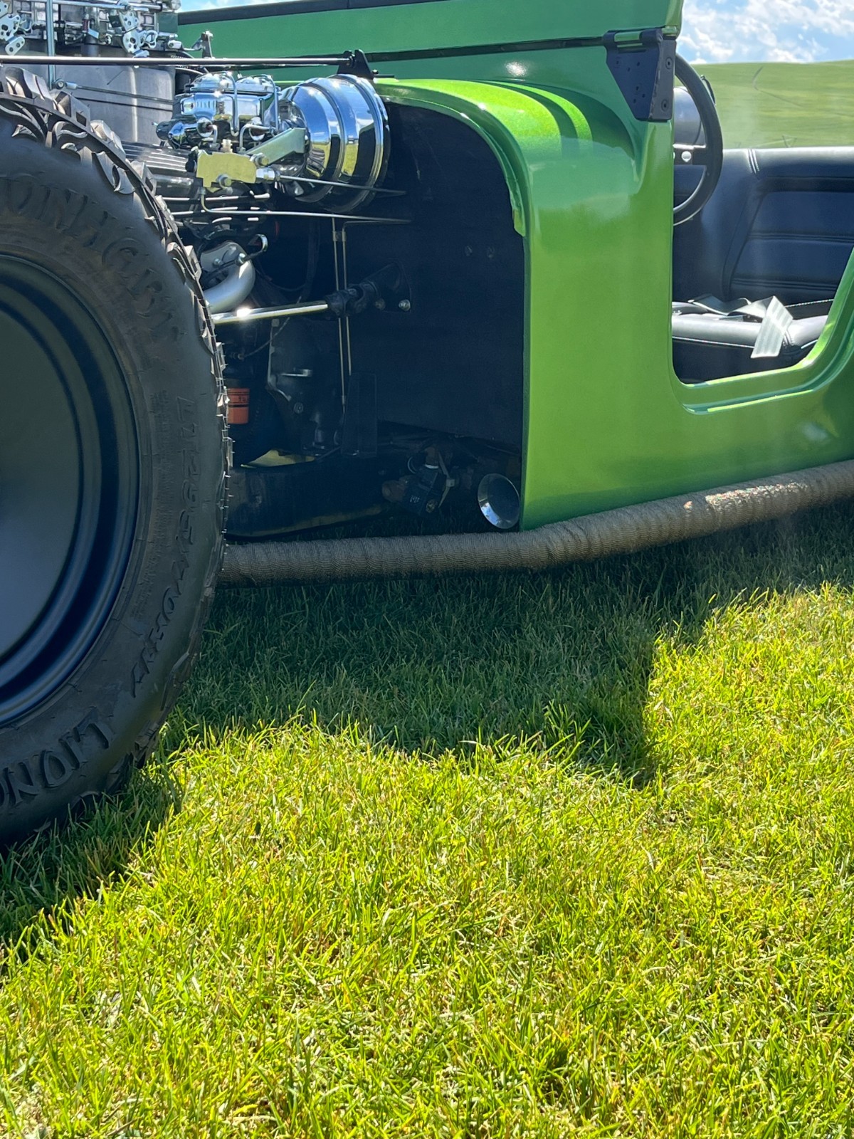 Jeep-CJ-1975-14