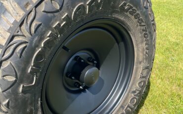 Jeep-CJ-1975-25