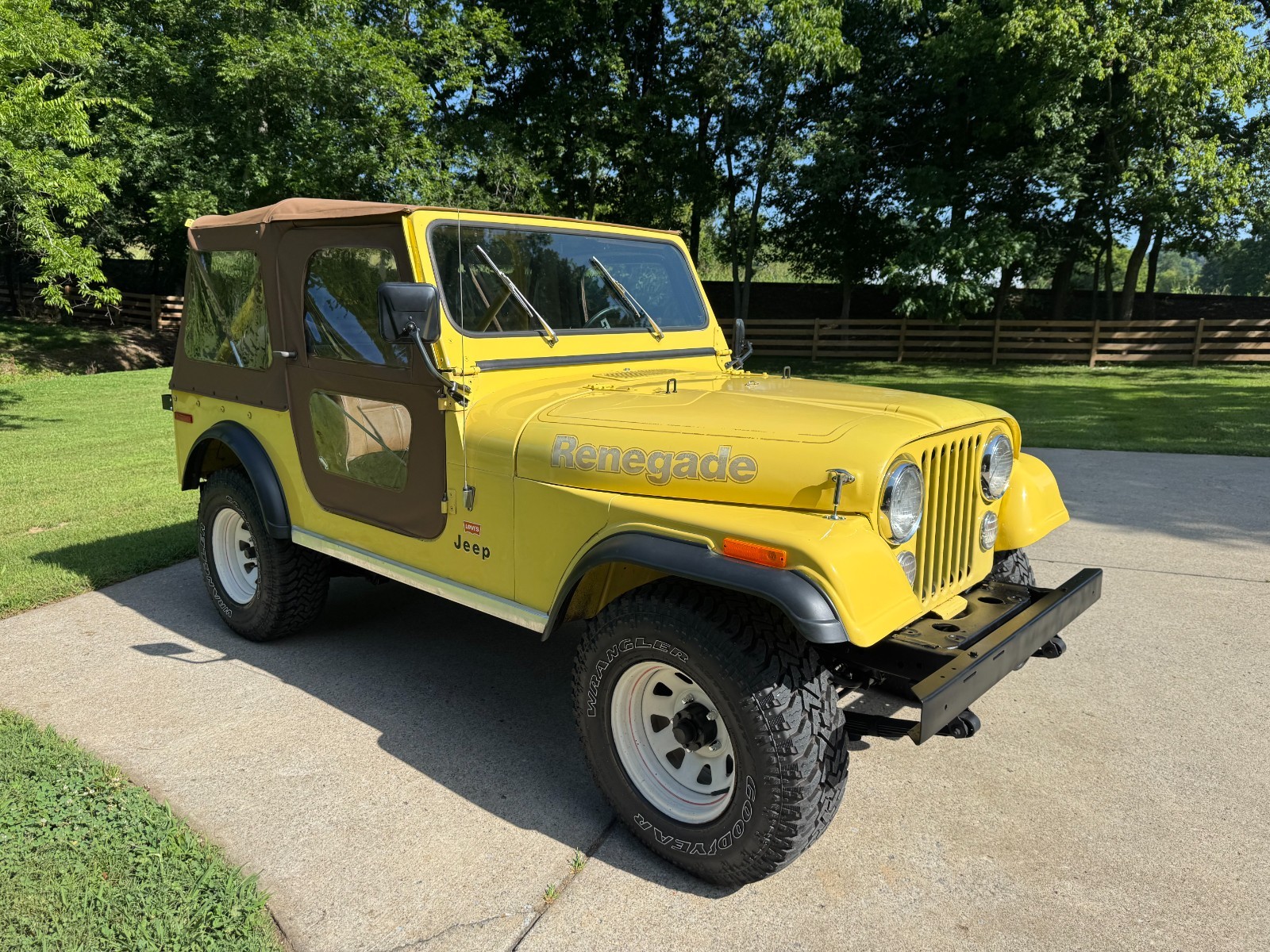 Jeep-CJ-1978-SUV-1
