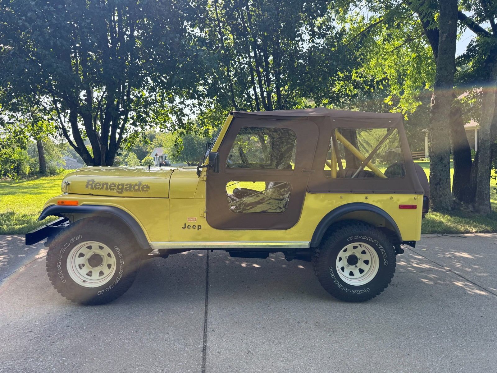 Jeep-CJ-1978-SUV-8