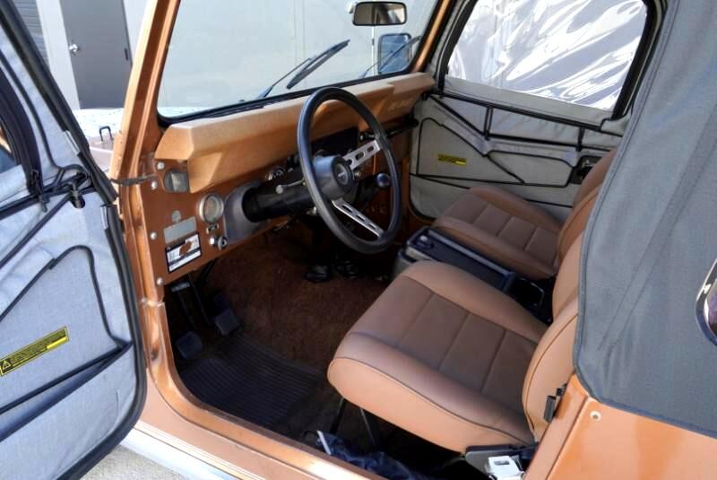 Jeep-CJ-1979-Convertible-12