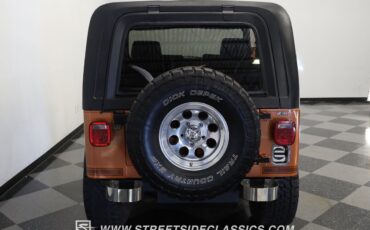 Jeep-CJ-1981-Jeep-8