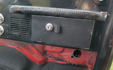 Jeep-CJ-1981-SUV-28