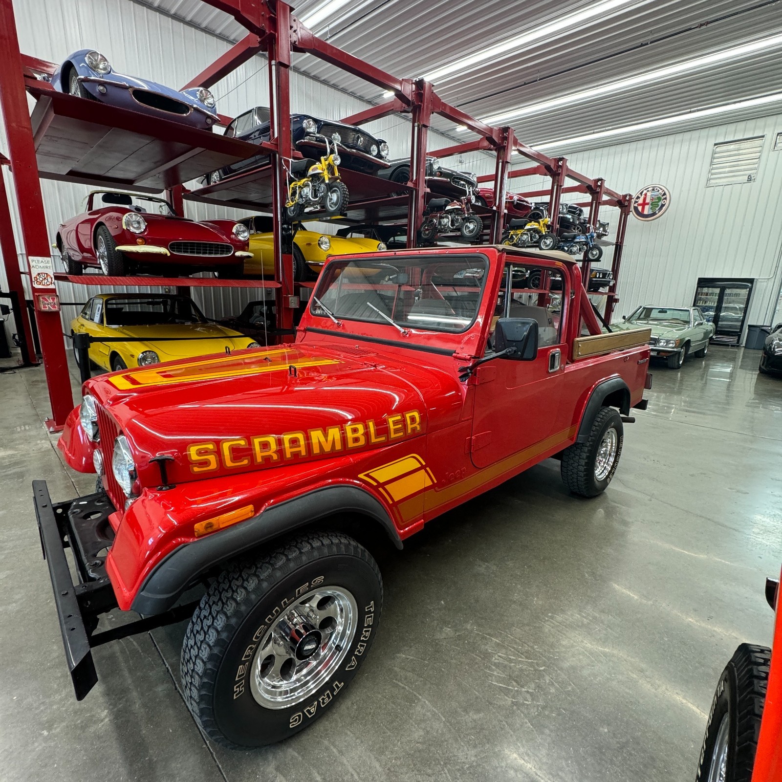 Jeep-CJ-1983-1