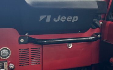 Jeep-CJ-1983-12